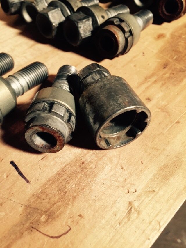 FS OEM Porsche Wheel Bolts, Locks and Key VW GTI MKVI Forum / VW